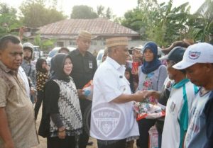 Rusli Habibie Himbau Warga Tampung Pengungsi Palu Asal Gorontalo