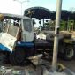Akibat Kecelakaan beruntun, terlihat Mobil Truck ringsek di Tol Suramadu Sisi Madura