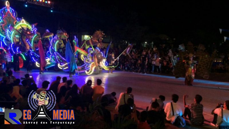 Pawai Seni Budaya Jatim Specta Night Carnival, Pemkab Sampang tampilkan Panembahan Maduretno.