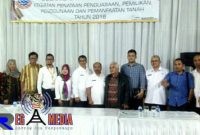 Pose bersama Pemkot Cimahi bersama warga Utama, usai gelar diskusi publik agenda penataan penguasaan, pemilikan, penggunaan dan pemanfaatan tanah.