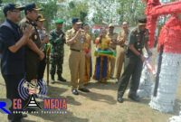 Dandim 0718 Pati Letkol Arm.Arief Darmawan, S. Sos saat melaksanakan kegiatan penutupan TMMD Sengkuyung Tahap III.