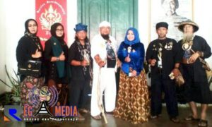 Padepokan Bambu Banten Apresiasi Kegiatan Penganugerahan Para Seniman di Cimahi