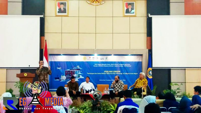 Suasana saat berlangsungnya kegiatan kuliah umum di Universitas Trunojoyo Madura (UTM) oleh SKK Migas.