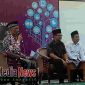 Suasan saat berlangsunya kegiatan seminar Teknologi Informasi dan Komunikasi .