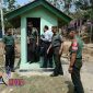 Komandan korem 084/Bj (Danrem), Kolonel inf Sudaryanto S.E saat melihat MCK hasil Satgas TMMD 