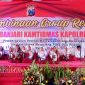Salah satu peserta grup rebana saat tampil membawakan lagu rabana di mapolres setempat