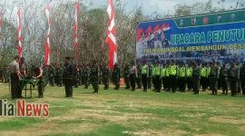 Suasana Upacara Penutupan TNI Manunggal Membangun Desa di Lapangan Desa Durin Timur Kecamatan Konang