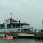 Kapal saat bersandar di Pelabuhan Kamal Kabupaten Bangkalan