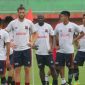 Pemain Madura United saat menjalani latihan.