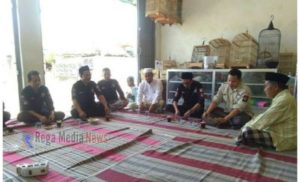 Beri Dukungan Moral, Rombongan Dari KPUD Sampang Kunjungi Rumah Subaidi