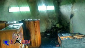 Ruang Perpustakaan SDN Gunung Sekar VI Sampang Terbakar