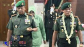 Suasana saat berlangsungnya tradisi Paturay Tineung di Makodam III/Siliwangi dalam penyambutan dan pelepasan Pangdam III/Siliwangi.