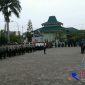 Kapolres Sampang AKBP Budhi Wardiman pimpin apel gelar pasukan operasi lilin semeru 2018, dalam pengamanan jelang hari natal dan tahun baru 2019.