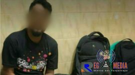 Pelaku HS saat diamankan di Mapolres Sampang.