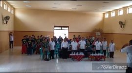 Suasan pembukaan acara batik kontemporer