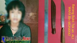 Tersangka AW dan barang bukti saat di aman petugas kepolisian 