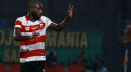 Pemain Madura United (Engelberd Sani).