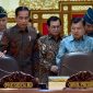 Presiden saat akan memimpin rapat terbatas kesiagaan bencana di Jakarta (14/1/19).