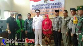 Pose bersama Ya'kup usai di lantik sebagai Kades PAW.