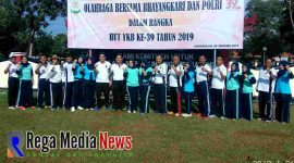 Bhayangkari Bangkalan Pose bersama usai olahraga bersama
