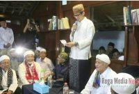 H.Sandiaga Salahuddin Uno saat berada di Pondok Pesantren Al Hamidy Banyuanyar Pamekasan