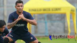 Beto Gonzalves latihan bareng Madura United
