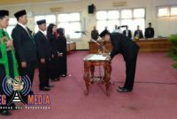 Saat berlangsungnya pelantikan 4 PAW anggota DPRD Bangkalan.