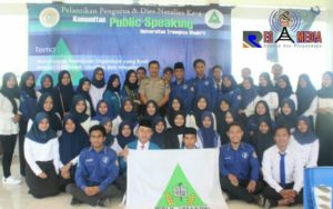 Pelantikan Pengurus dan Dies Natalis Ke-4 Komunitas Public Speaking UTM