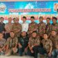 Komunitas Wartawan Bangkalan saat berpose bersama wakil Bupati Bangkalan Drs. Muhni