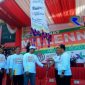 Forkopimda Bangkalan melepaskan balon secara simbolis pertanda Puncak Road Safety Festival Polres Bangkalan.