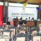 Suasana saat berlangsungnya rapat koordinasi pelaksanaan tahapan pemilu 2019, di Pendopo Bupati Sampang.