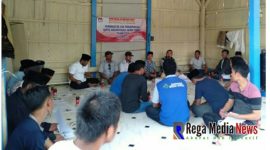 PPK Robatal saat melakukan Bimtek terhadap KPPS di Desa Bapelle.