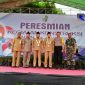 Pose bersama Bupati Sampang (H. Slamet Junaidi) dan Wakil Bupati Sampang (H. Abdullah Hidayat) didampingi Kabag Pembangunan, Sekdakab Sampang dan Forkopimda.