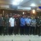 Pose bersama usai giat sosialisasi pembinaan kesadaran bela negara.