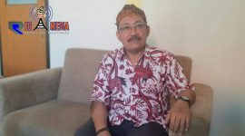 Komisioner KPUD Sampang Divisi Sosialisasi, Pendidikan Pemilih dan Pengembangan SDM (Akhmad Ripto).