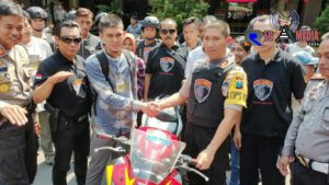 Polres Lumajang Kembalikan Motor Bodong Kepemiliknya