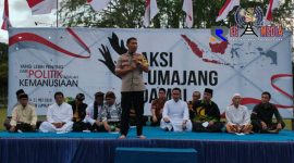 Kapolres Lumajang (AKBP Muhammad Arsal Sahban) saat menyampaikan orasi kebangsaannya dalam aksi Lumajang Damai.