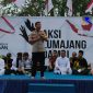 Kapolres Lumajang (AKBP Muhammad Arsal Sahban) saat menyampaikan orasi kebangsaannya dalam aksi Lumajang Damai.