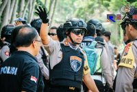 Kapolres Lumajang (AKBP M. Arsal Sahban) pimpin Tim Cobra saat lakukan penggerebekan sarang pelaku begal di Lumajang.