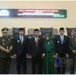 Juhari (tengah berdasi merah) sesaat setelah ditetapkan sebagai Ketua DPRD Sampang
