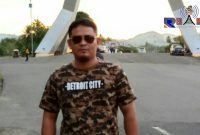 H. Zulfandi Daeng Mareppe, SHi - salah satu pemudik saat berpose di jembatan Soeharto, Kab. Boalemo. 