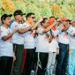 Forkopimda Kabupaten Lumajang mengenakan kaos Tim Cobra saat gelar Deklarasi Tolak Kerusuhan.
