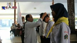 Suasana saat berlangsungnya upacara persiapan pemberangkatan Kontingen Jumbara PMR PMI dipimpin langsung Bupati Blitar (Rijanto).