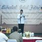 Wakil Gubernur Jawa Barat (Uu Ruzhanul Ulum) saat menyampaikan sambutannya dalam acara silaturahmi dengan PWI.