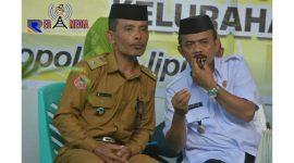 Lurah Polohungo (Irhamni Abdulah) dan Camat Limboto (Guntur Pakaya).