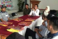 Saat berlangsungnya kegiatan pelatihan Mobil Training Unit di aula Kelurahan Karang Mekar, Cimahi.
