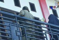 Satpol PP Kab. Gorontalo saat razia tempat kost.