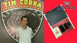 Pelaku (PJ) beserta barang buktinya saat diamankan di markas Tim Cobra Polres Lumajang.