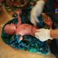 Bayi berjenis kelamin laki-laki yang ditemukan warga.