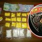 Tersangka pengedar pil koplo dan barang bukti diamankan di Markas Tim Cobra Polres Lumajang.